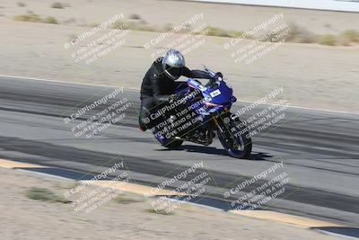 media/Oct-30-2025-Racers Edge (Thu) [[dabbdaf680]]/3-B Group/Session 3 (Turn 15 Inside)/